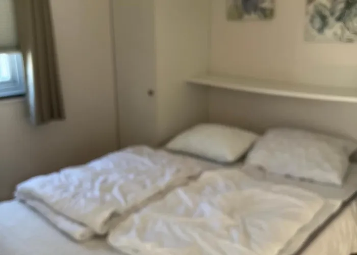 Bij De Zee 4 Personen Camping *