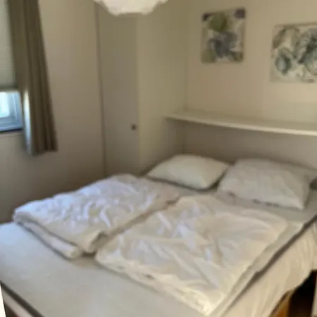 Bij De Zee 4 Personen مكان تخييم *